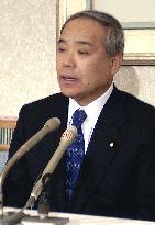 DPJ's Kumagai, 3 others sign letters of resignation